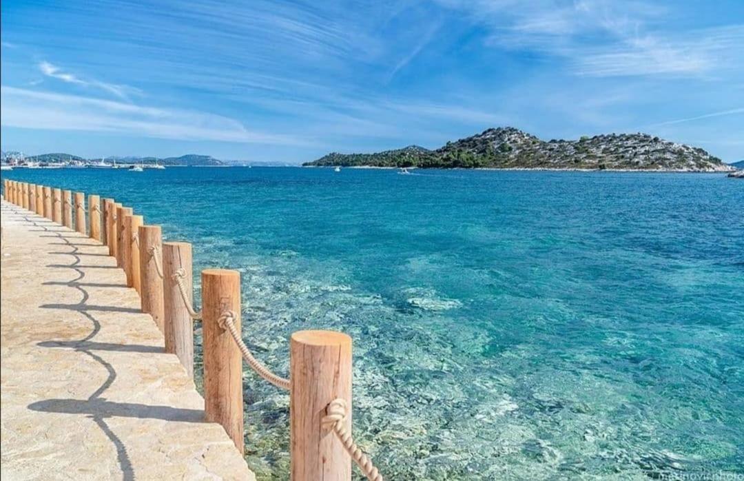 Appartamento Apartman Lucana Tribalj Esterno foto