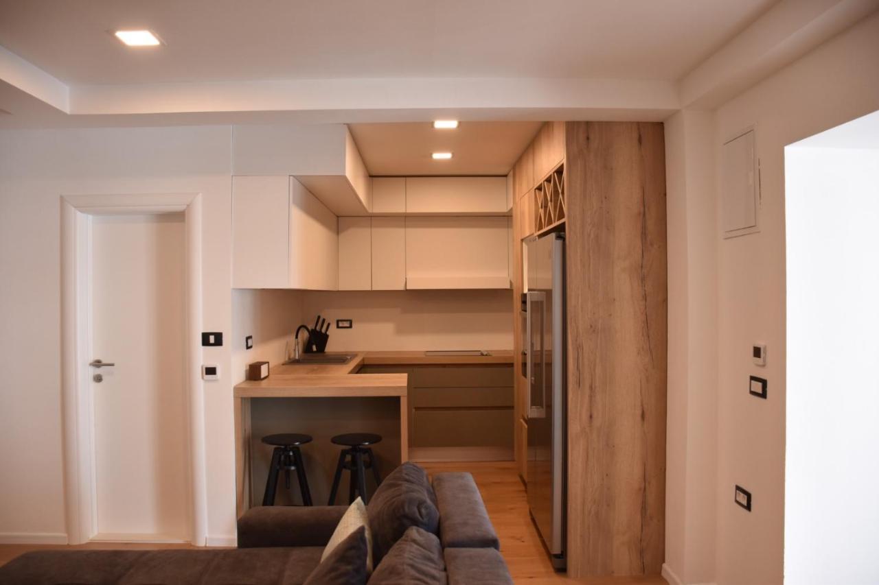 Appartamento Apartman Lucana Tribalj Esterno foto